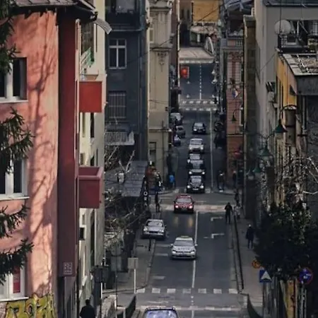 Cosy With Balcony In Location Διαμέρισμα Σαράγεβο